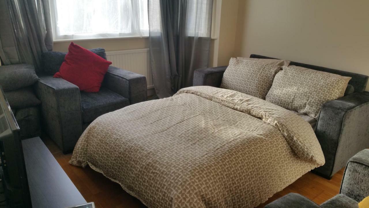 Elegant And Spacious 2 Bedroom Barnet Esterno foto