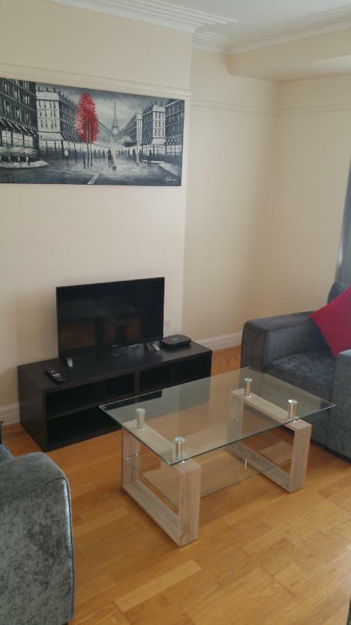 Elegant And Spacious 2 Bedroom Barnet Esterno foto