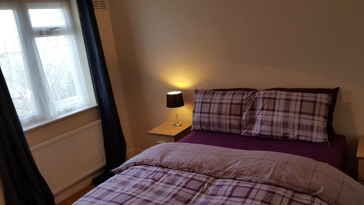 Elegant And Spacious 2 Bedroom Barnet Esterno foto